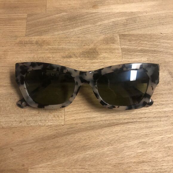 VON ZIPPER Fawn F+C+G Brown Cream Tortoise Sunglasses Italy - Picture 1 of 7